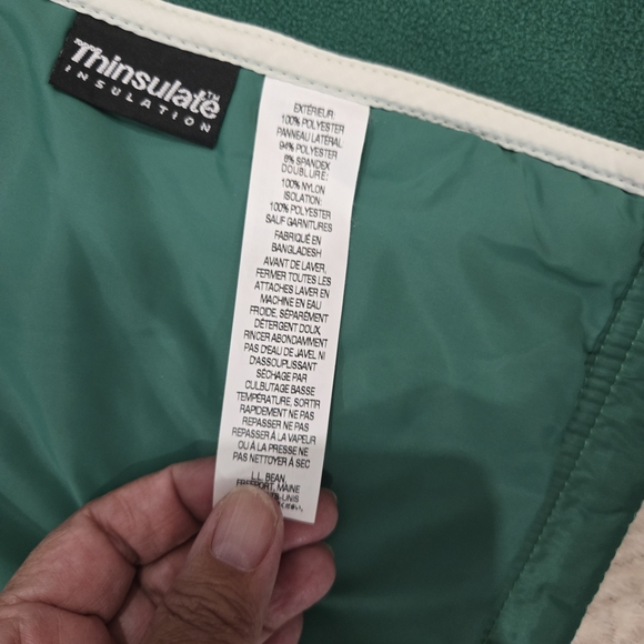 L.L. Bean Women's Green Quilted Vest Size Small. - Picture 8 of 10